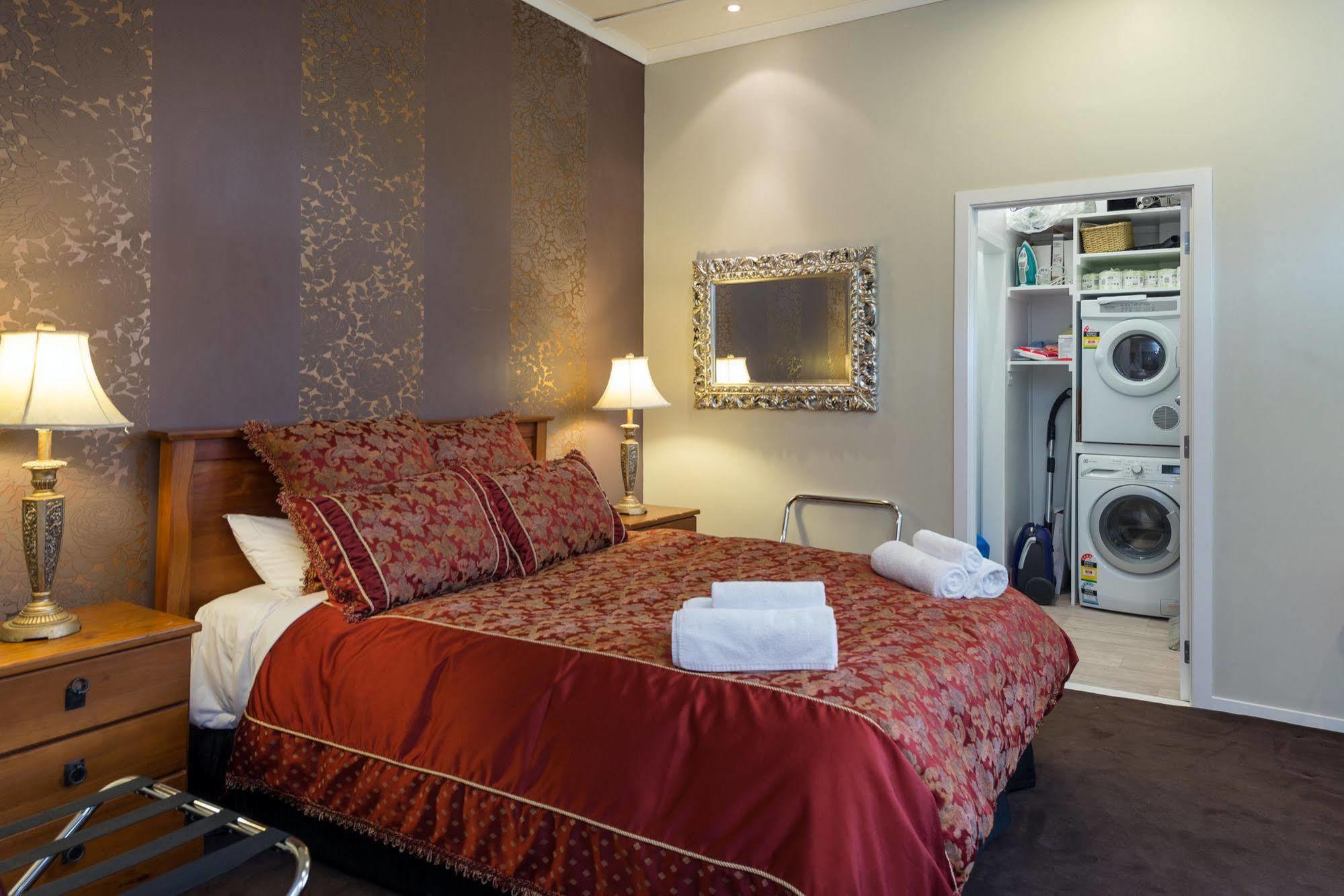 Lakeside City Apartments - Penthouse And Studio Distretto di Distretto di Rotorua Esterno foto
